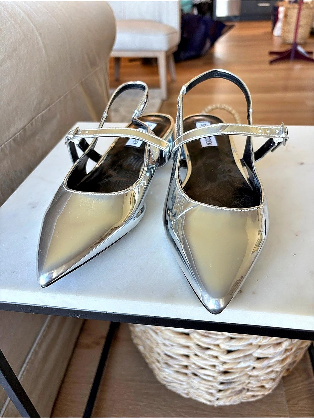 Steve Madden Pointed Toe Slingback Heels in Silver US 81/2Like New